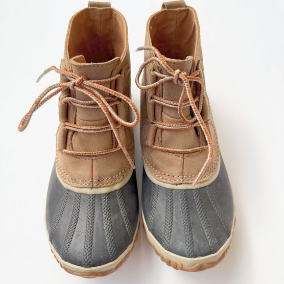 Sorel Out N About Tan Waterproof Duck Ankle Boots - Picture 2 of 9